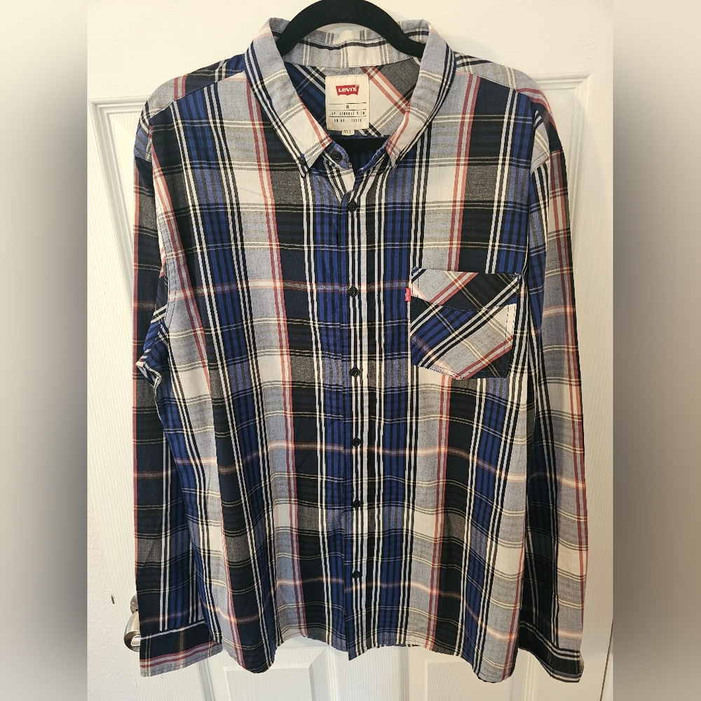 Levi's Button-Down Shirt